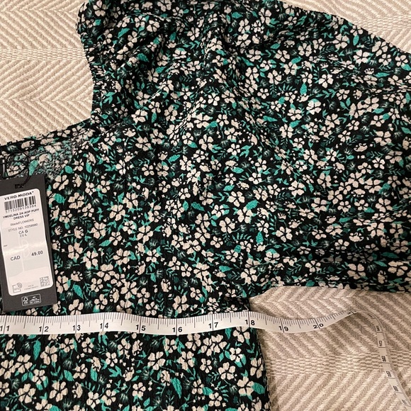 Gelina green floral dress with puff sleeves - Picture 5 of 9